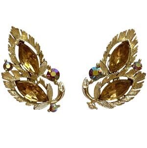 Vintage Lisner clip on earrings textured goldtone leaf shapes golden rhinestones